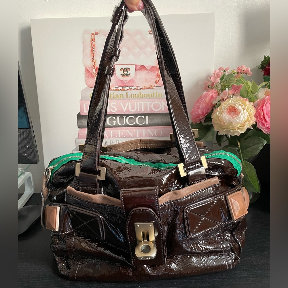 Authentic Chloe patent leather handbag - Picture 1 of 12